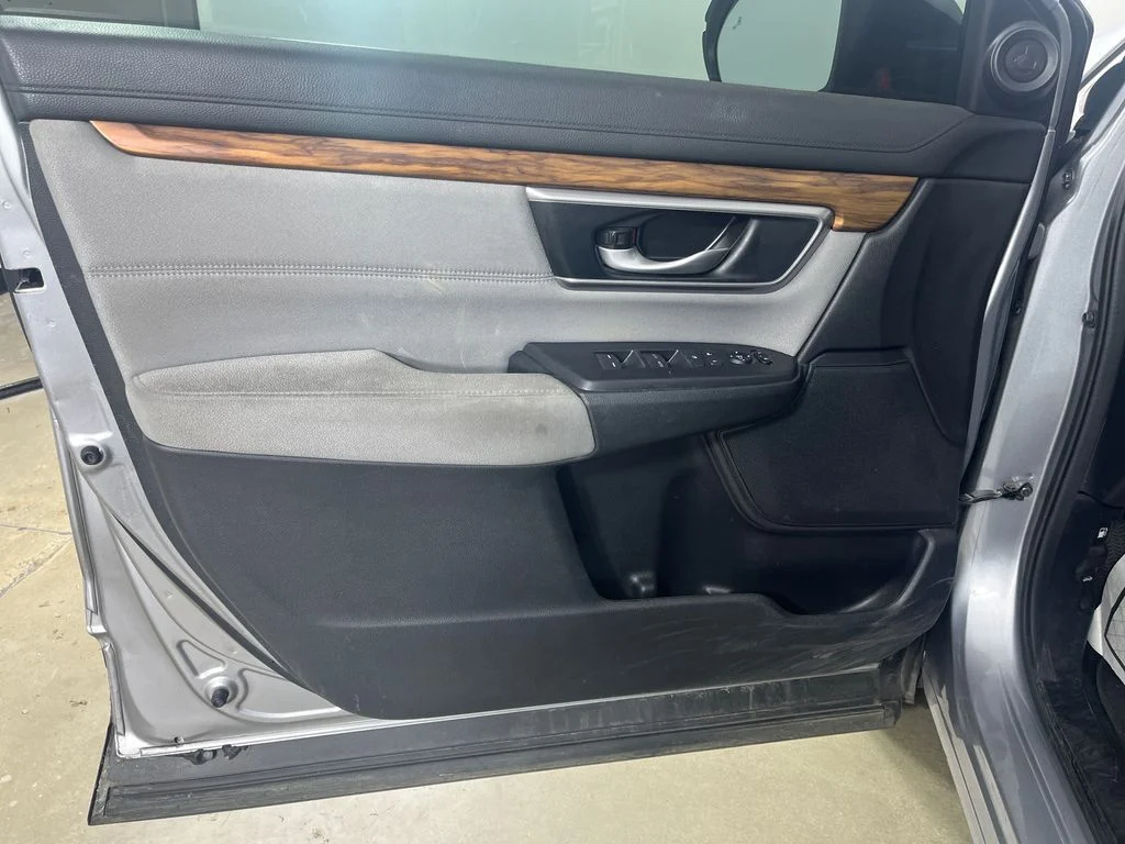 Used 2021  Honda EX image 15