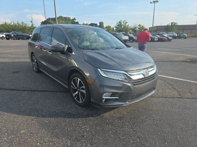 Used 2018 Gray Honda Elite image 1