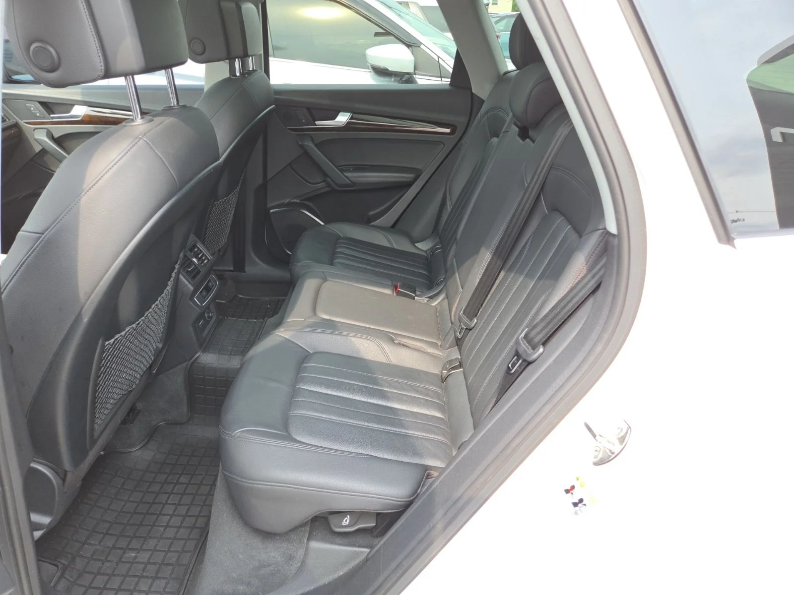 Used 2020 White Audi 45 Premium Plus image 9