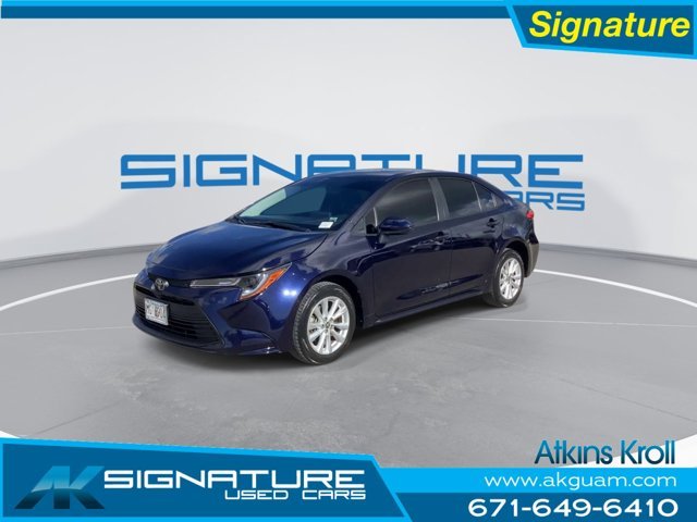 Used 2023 Blue Toyota LE image 5