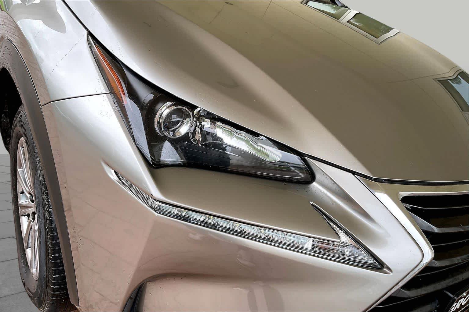Used 2017 Atomic Silver Lexus  image 25