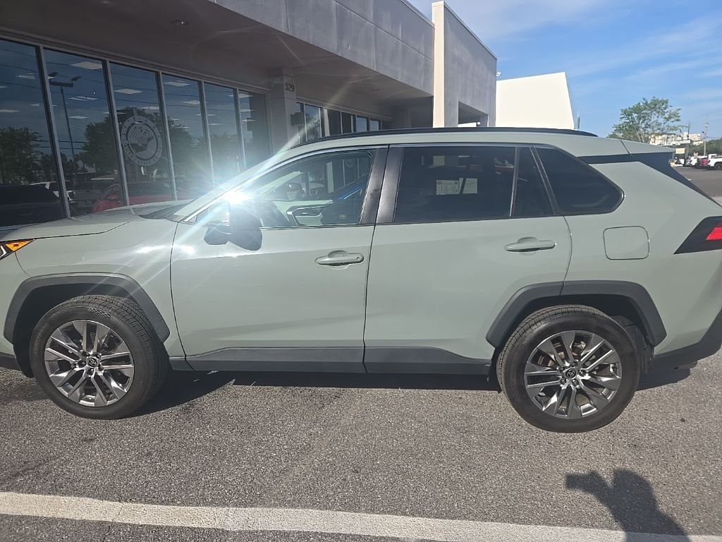 2021 Toyota RAV4 XLE Premium FWD's photo