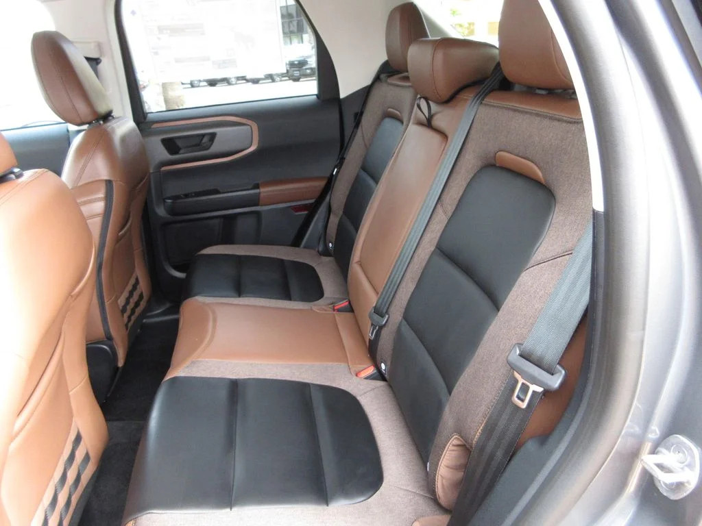 New 2026 Carbonized Gray Metallic Ford Outer Banks image 23