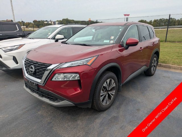 Used 2023 Red Nissan SV image 3