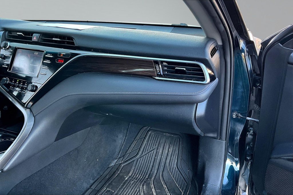 Used 2018 Blue Toyota LE image 26