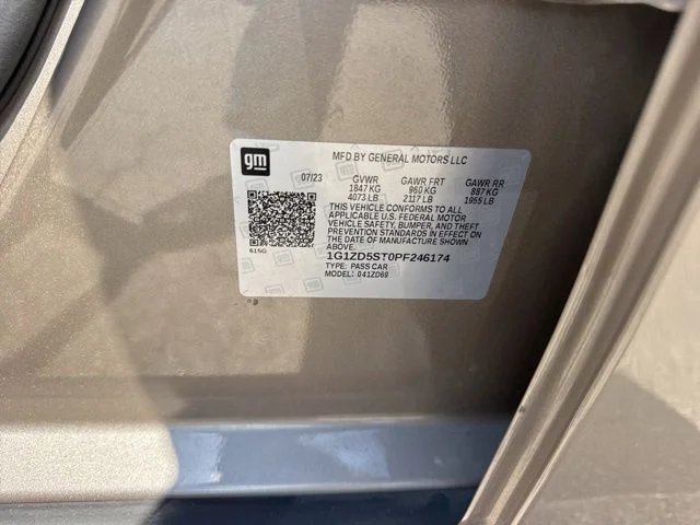 Used 2023 Gray Chevrolet LT image 33