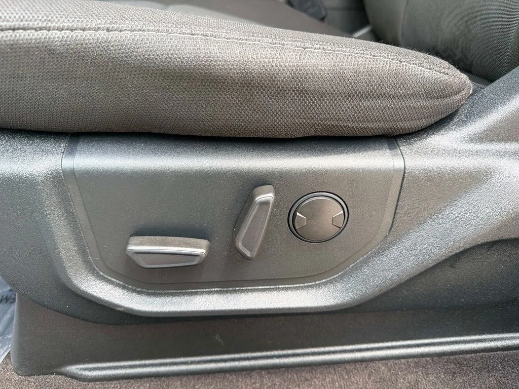 Used 2020 White Ford XLT image 20