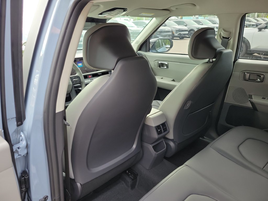New 2027 Pale Gray Kia EX image 17
