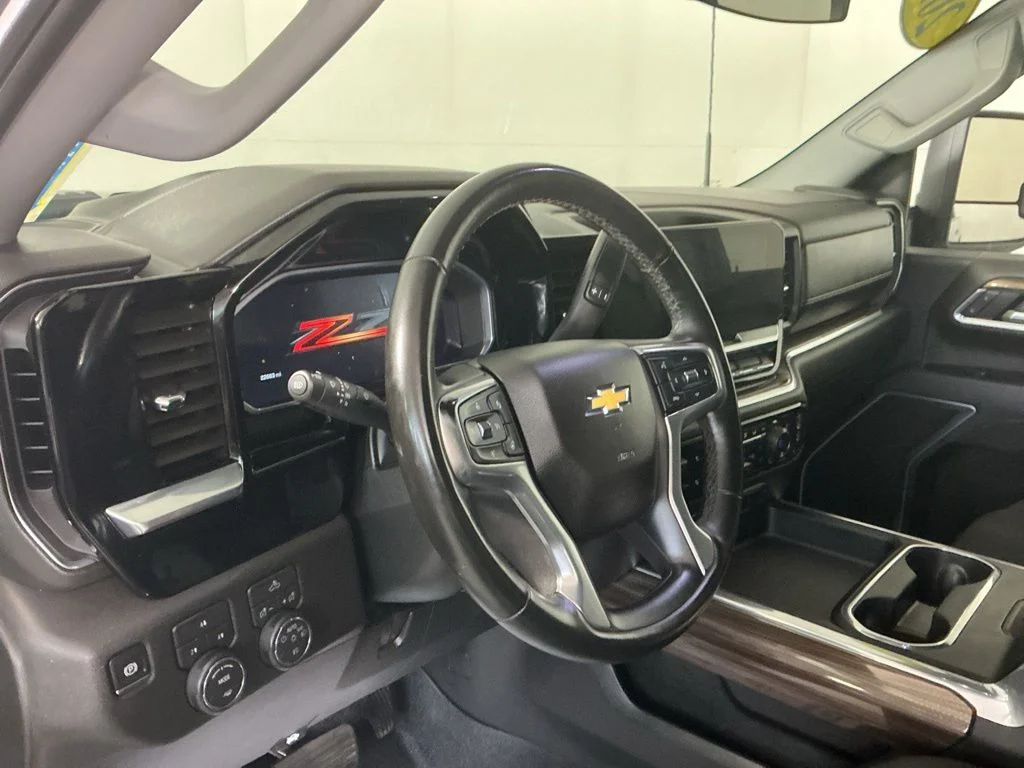 Certified Used 2026 Gray Chevrolet LT image 9