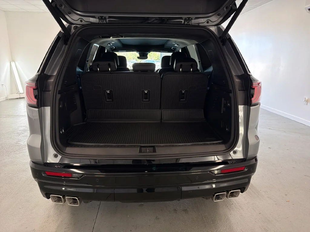 New 2027 Sterling Metallic GMC Denali Ultimate image 7