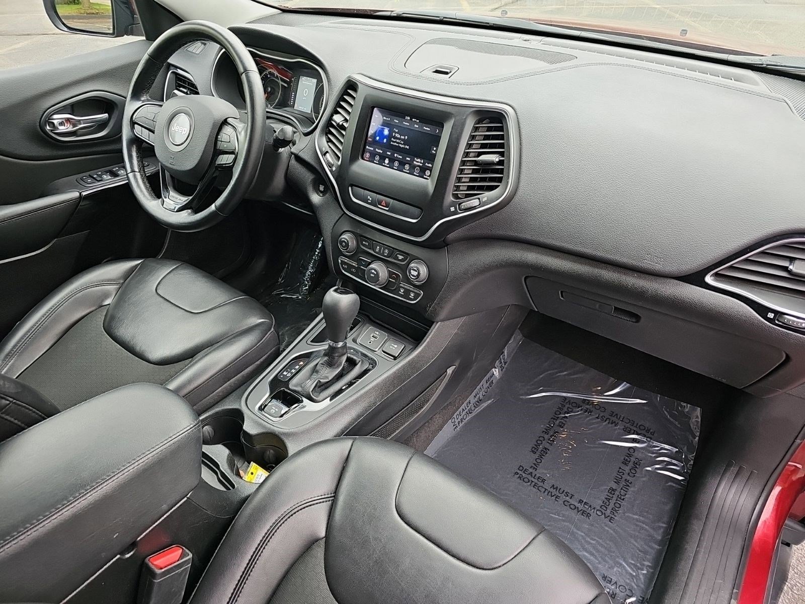 Used 2020 Velvet Red Pearlcoat Jeep Altitude image 13