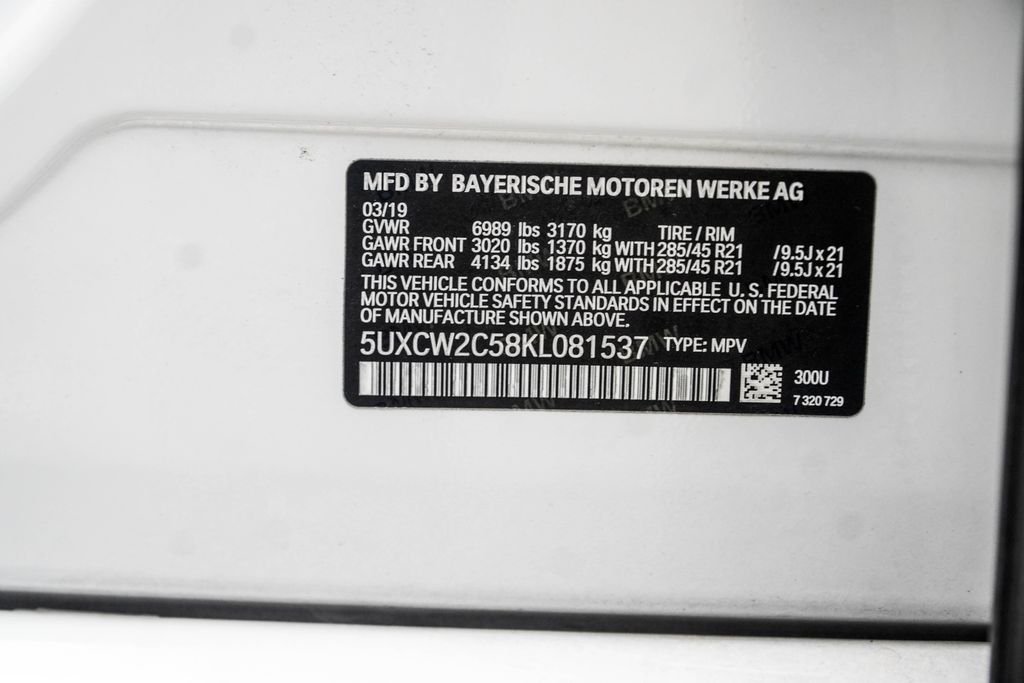 Used 2019 White BMW xDrive40i image 49