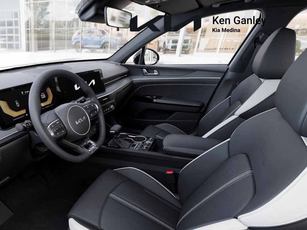 2026 Kia K5 GT-Line - Photo 17