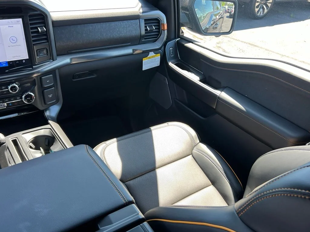 New 2026 Agate Black Metallic Ford Tremor® image 19