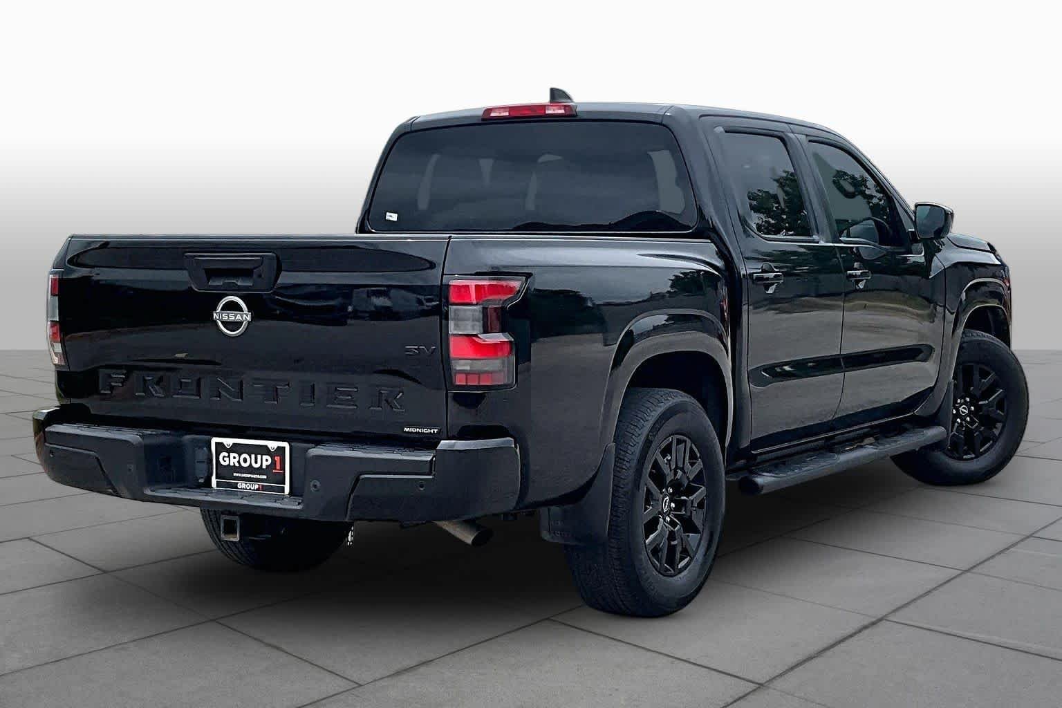 Used 2023 Super Black Nissan SV image 13