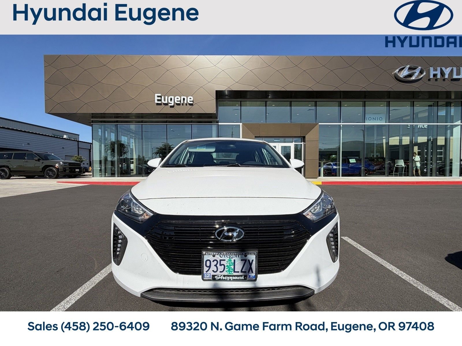 Used 2019 White Hyundai Base image 7