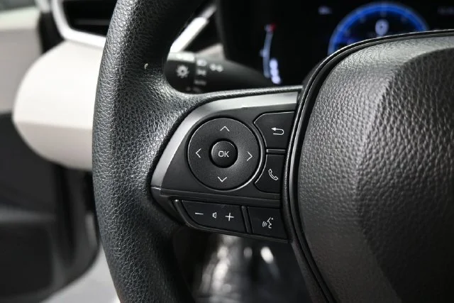 Used 2026 White Toyota LE image 27