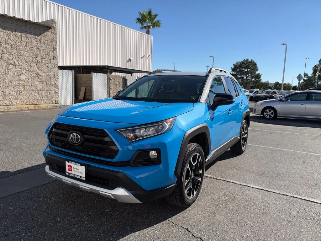 Used 2019 Blue Toyota Adventure image 3
