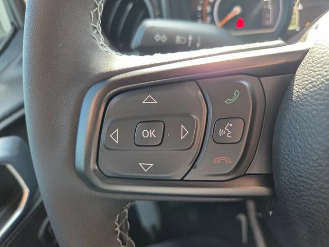 New 2026 Bright White Clearcoat Jeep Mojave image 30