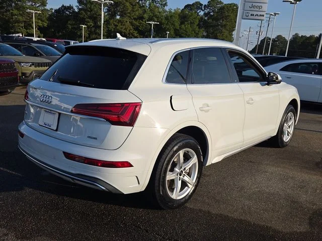 Used 2021 White Audi 45 Premium image 11