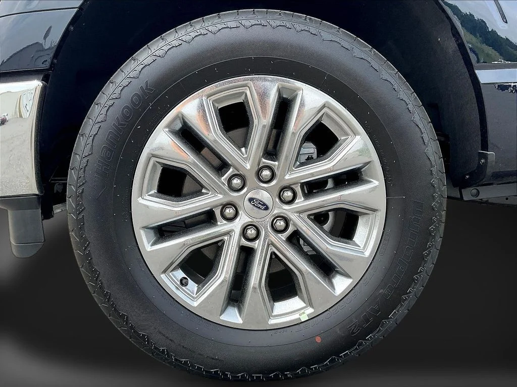 New 2026 Antimatter Blue Metallic Ford Lariat® image 10