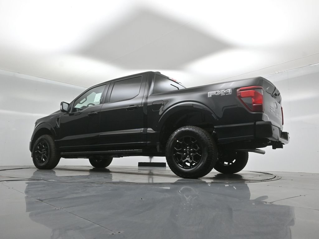 New 2026 Agate Black Metallic Ford XLT image 48