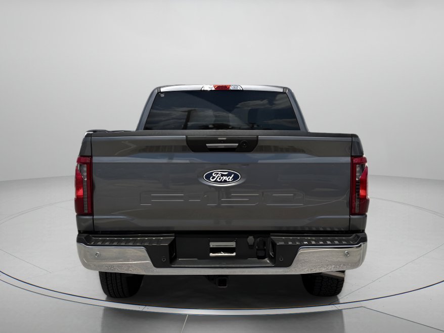Used 2024 Gray Metallic Ford XLT image 4
