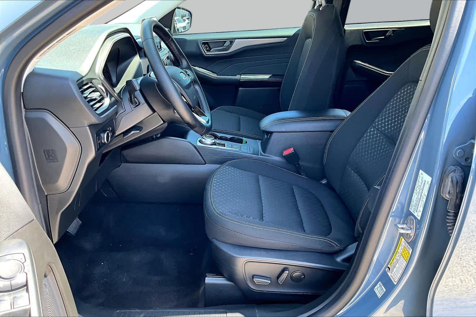 Pre-Owned 2024 Ford Escape Active