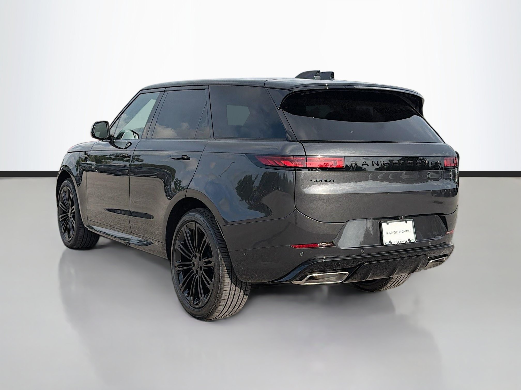 New 2026 Gray Land Rover Dynamic SE image 3