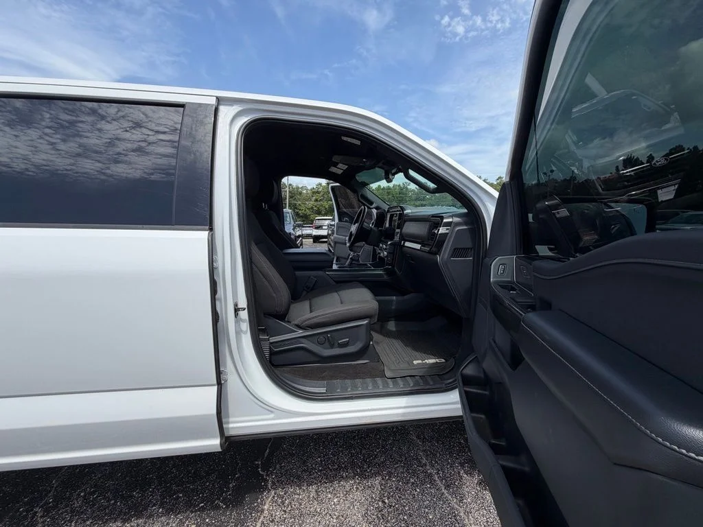 Used 2022 White Ford XLT image 10