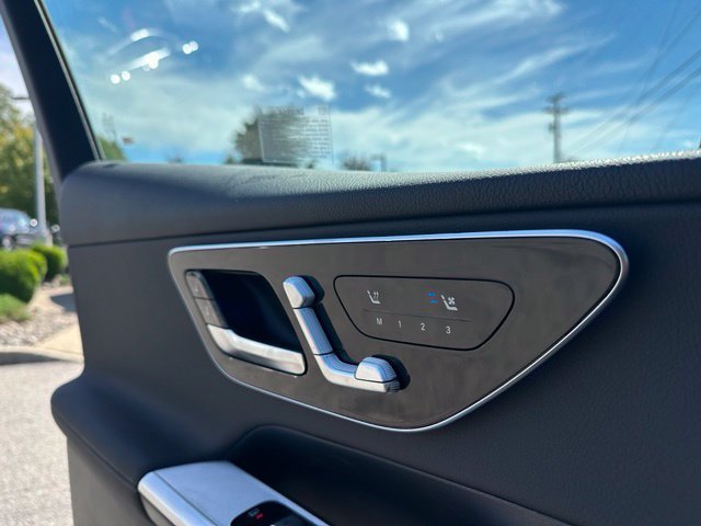New 2027 Obsidian Black Metallic Mercedes-Benz GLC 300 image 50