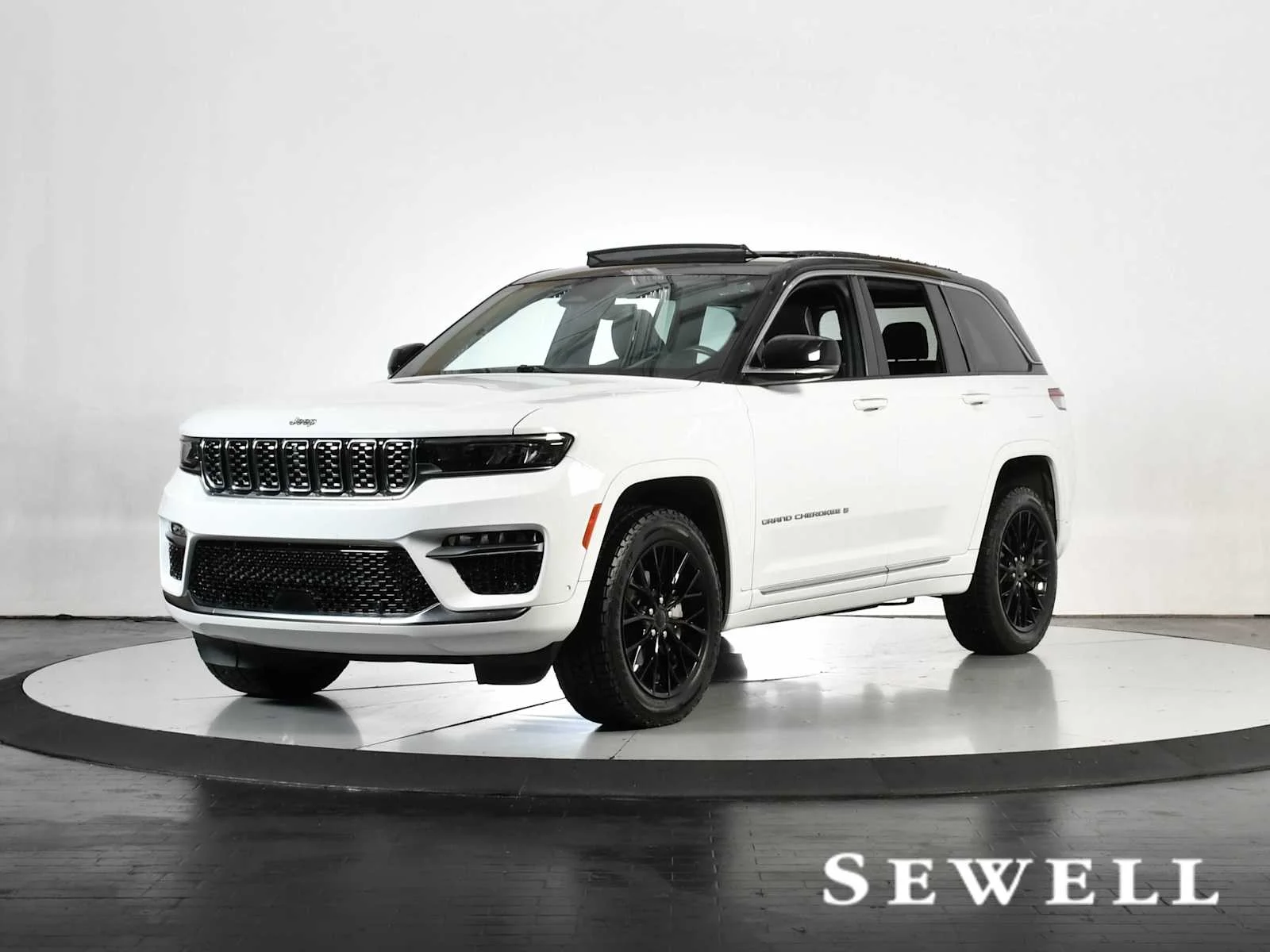 2023 Jeep Grand Cherokee Summit