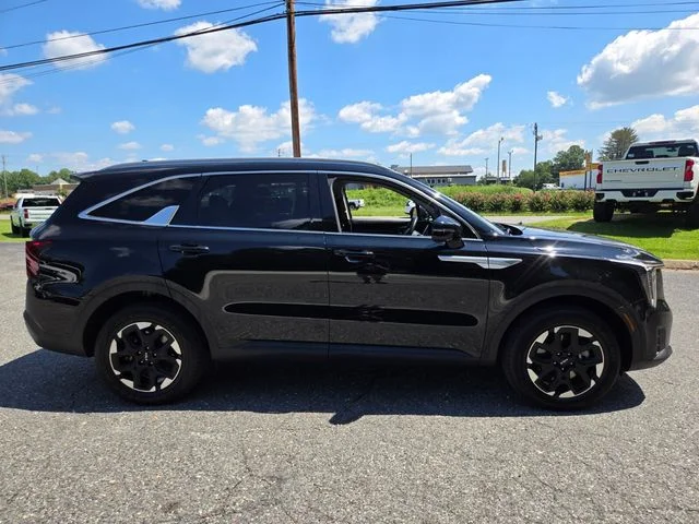 Used 2024 Black Kia S image 9