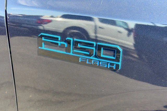 Used 2025 Blue Ford Flash image 5