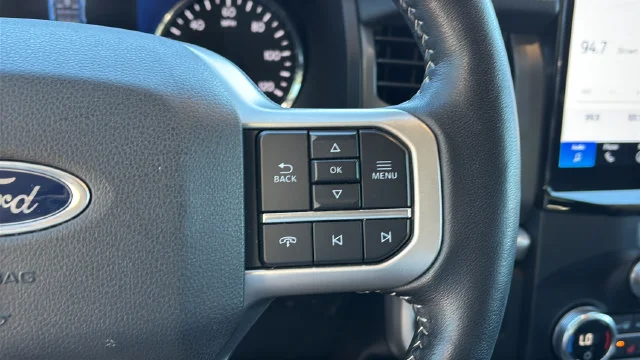 Used 2022  Ford XLT image 24