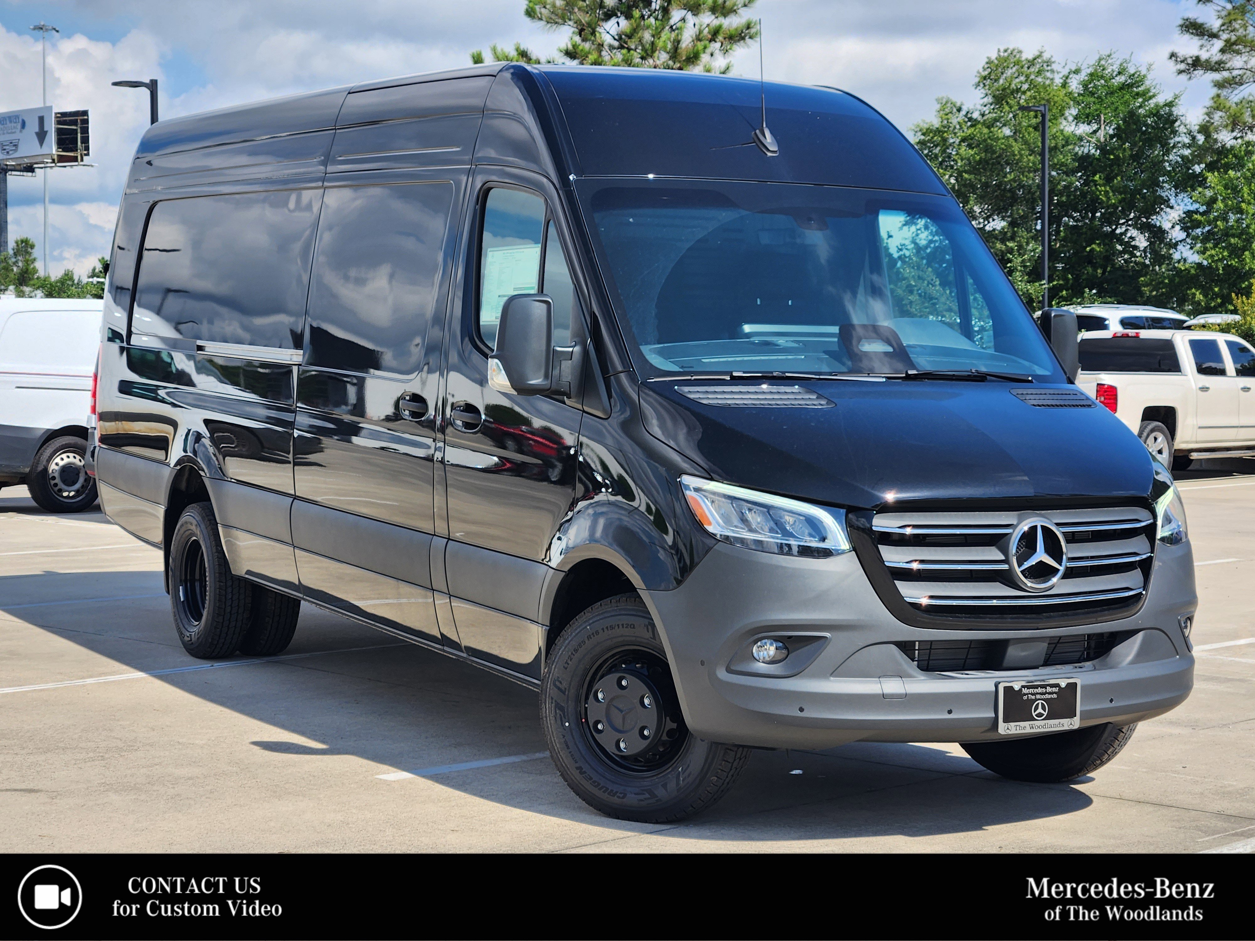 2026 Mercedes-Benz Sprinter 4500 170 Ext WB HO High Roof's photo