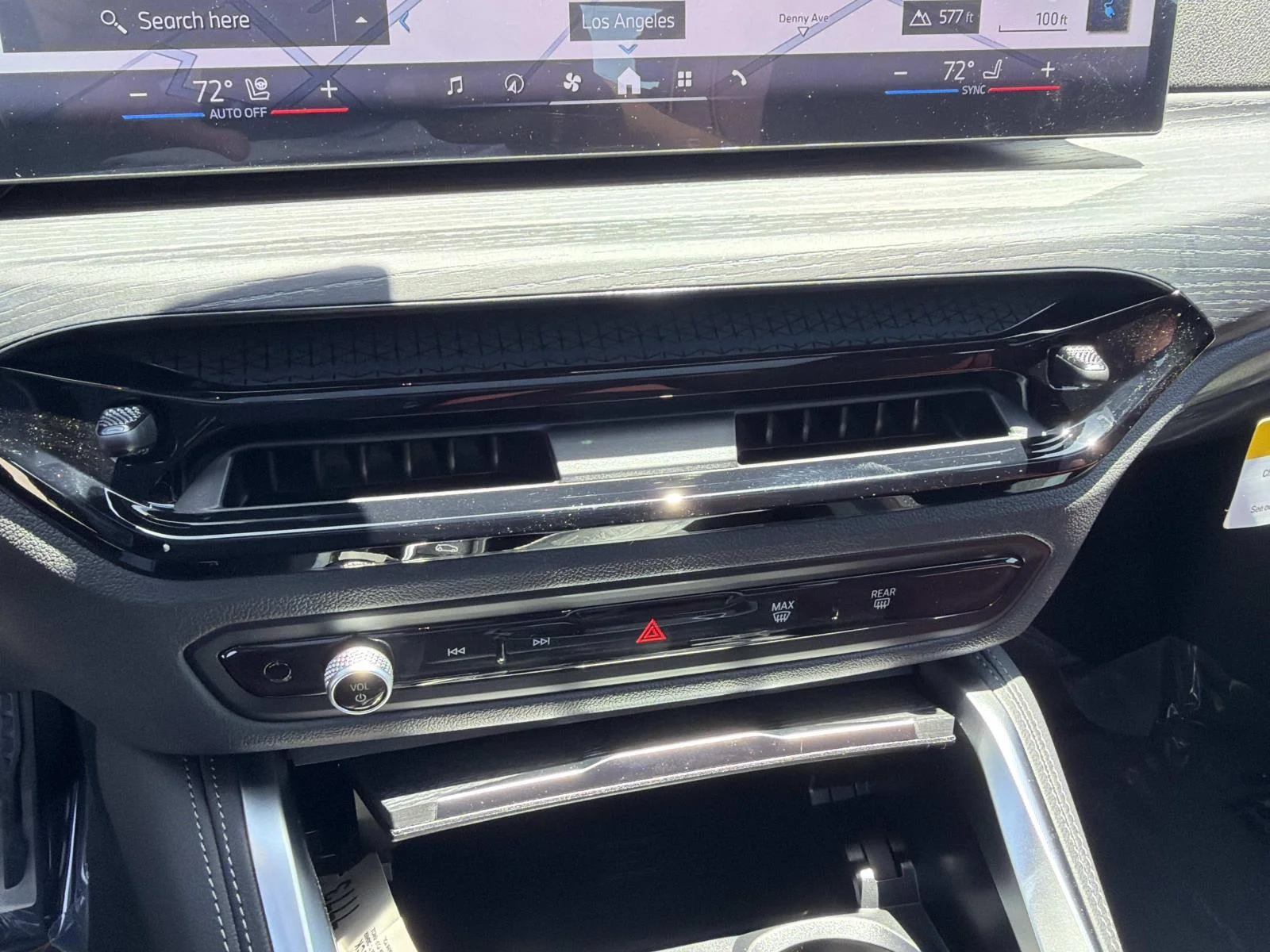 New 2026 Brooklyn Grey Metallic BMW xDrive40 image 22