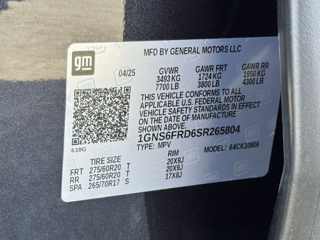 Used 2025 Gray Chevrolet Premier image 22