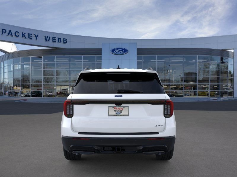 New 2026 White Metallic Ford ST-Line image 7