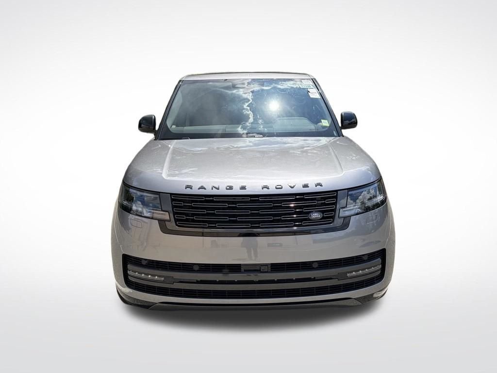 New 2026 Gray Land Rover SE image 2