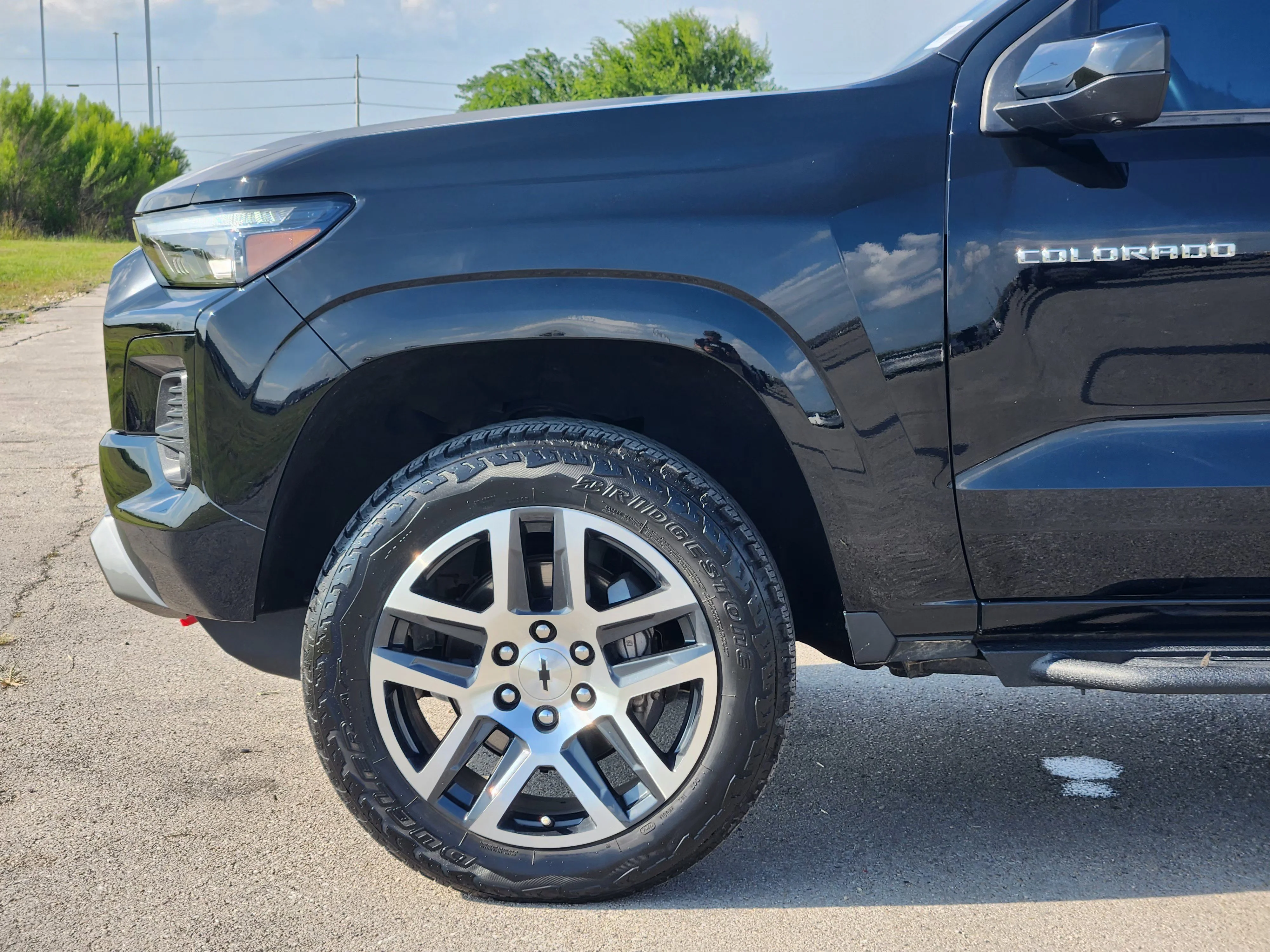 Used 2024 Black Chevrolet Z71 image 9