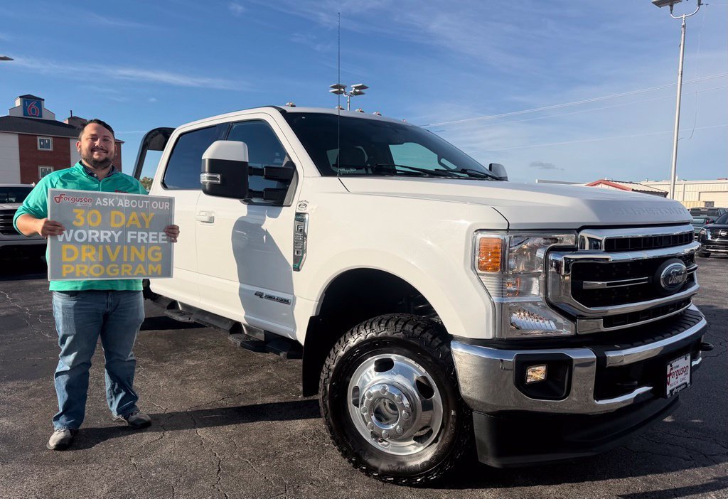 2021 Ford F-350 Super Duty Chassis Cab Lariat