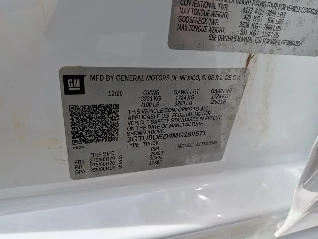 Used 2021 White GMC SLT image 20