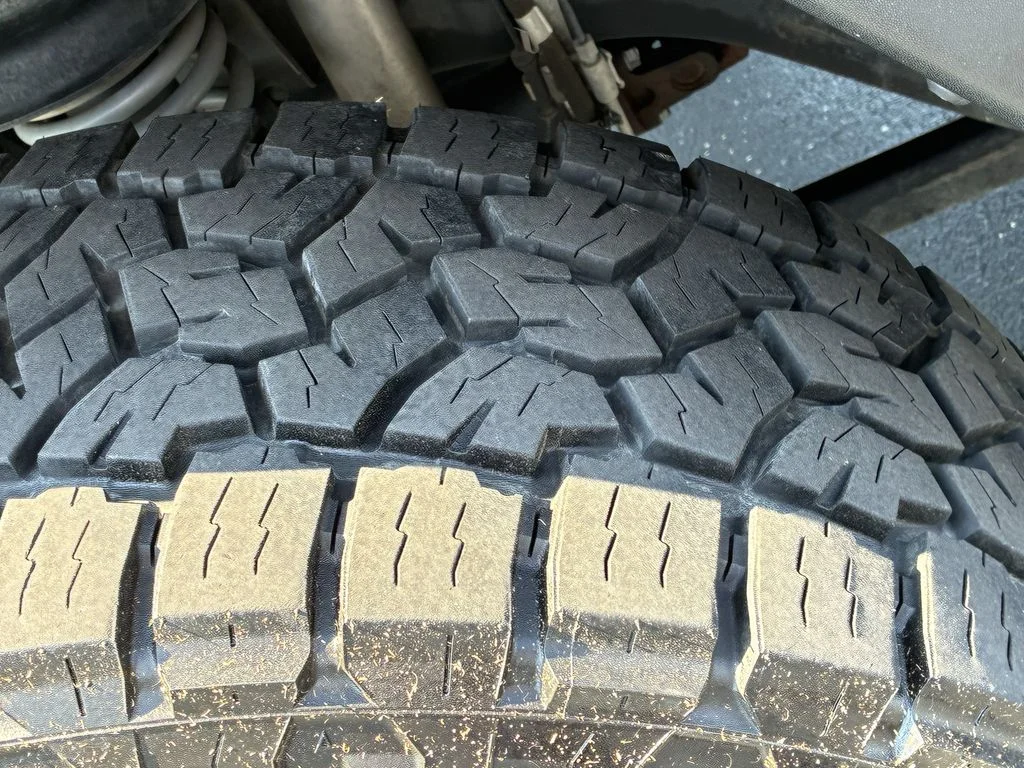 Used 2015 Silver Jeep Unlimited Sport image 13