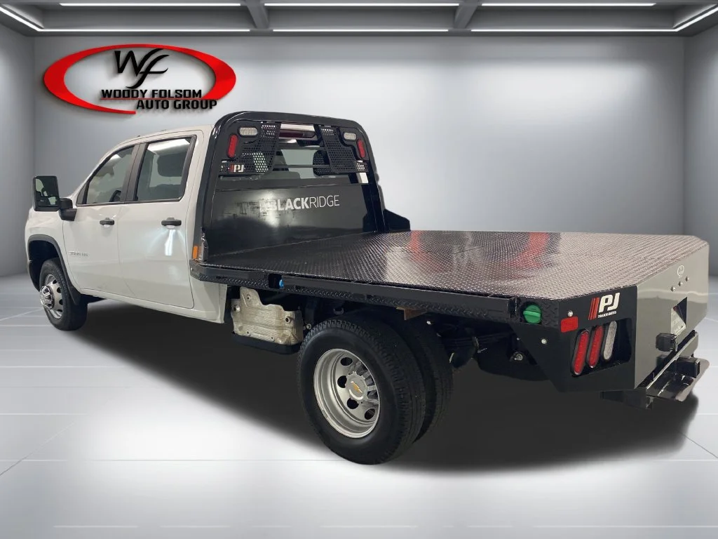 Used 2025 White Chevrolet Work Truck image 8