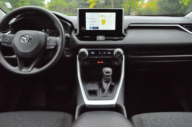 Certified Used 2025 SILVER SKY METALLIC Toyota  image 17