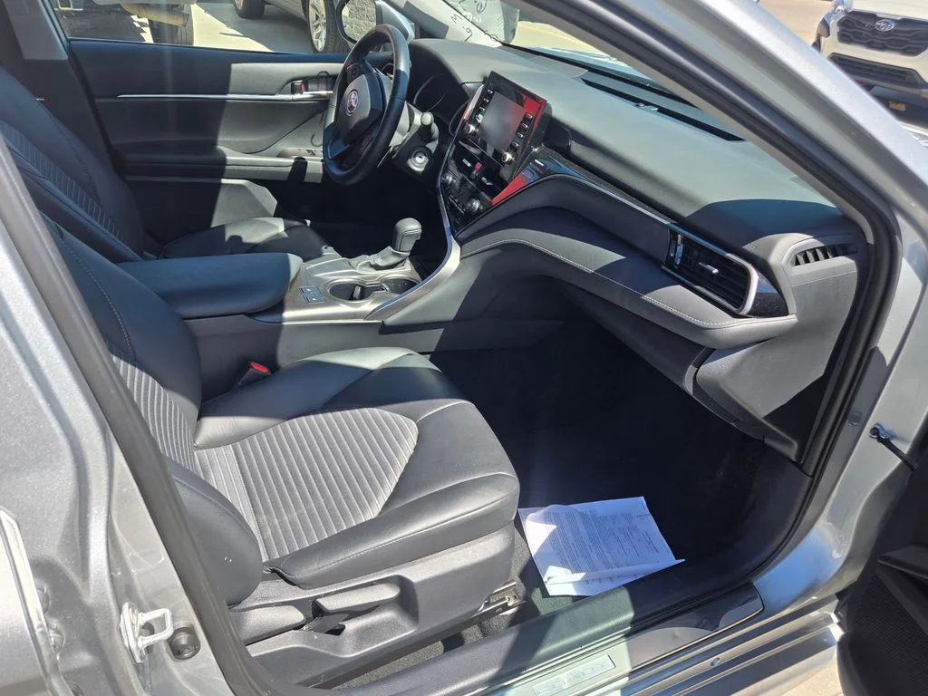 Used 2024  Toyota SE Nightshade image 12