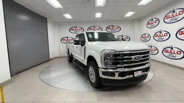New 2026 Star White Metallic Tri-Coat Ford King Ranch image 13
