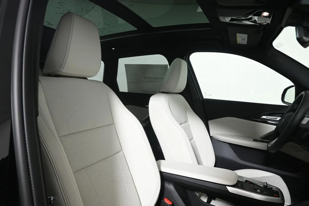 New 2026 Black BMW xDrive28i image 34
