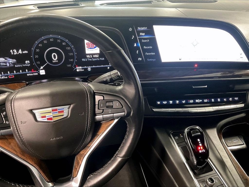 Used 2021 White Cadillac Sport Platinum image 19